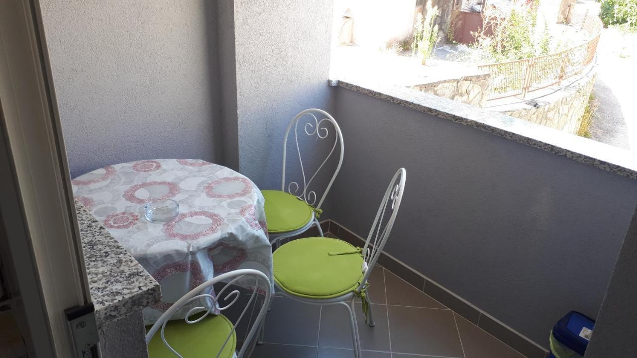 Apartment Antic Zaton  エクステリア 写真