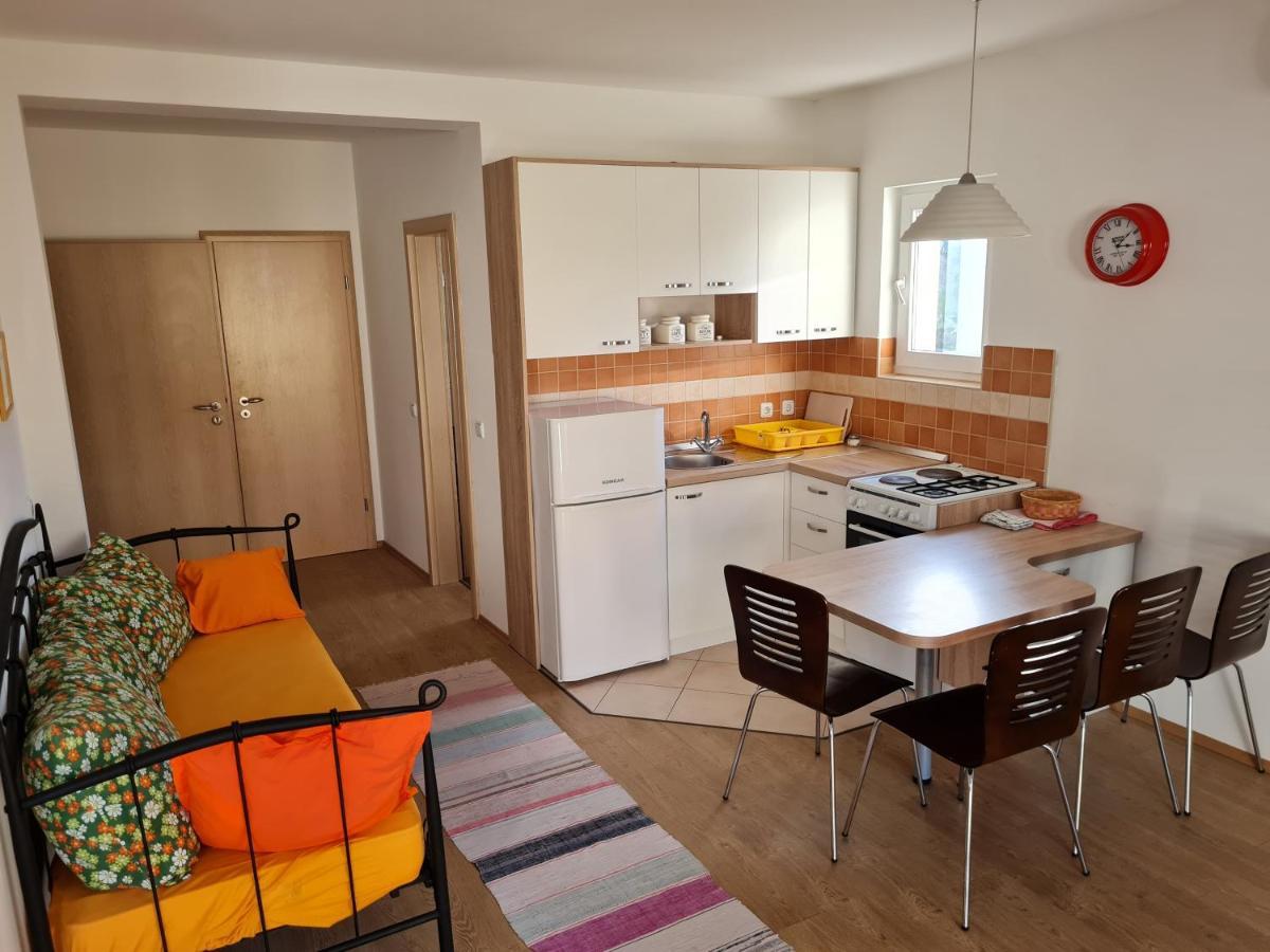 Apartment Antic Zaton  エクステリア 写真