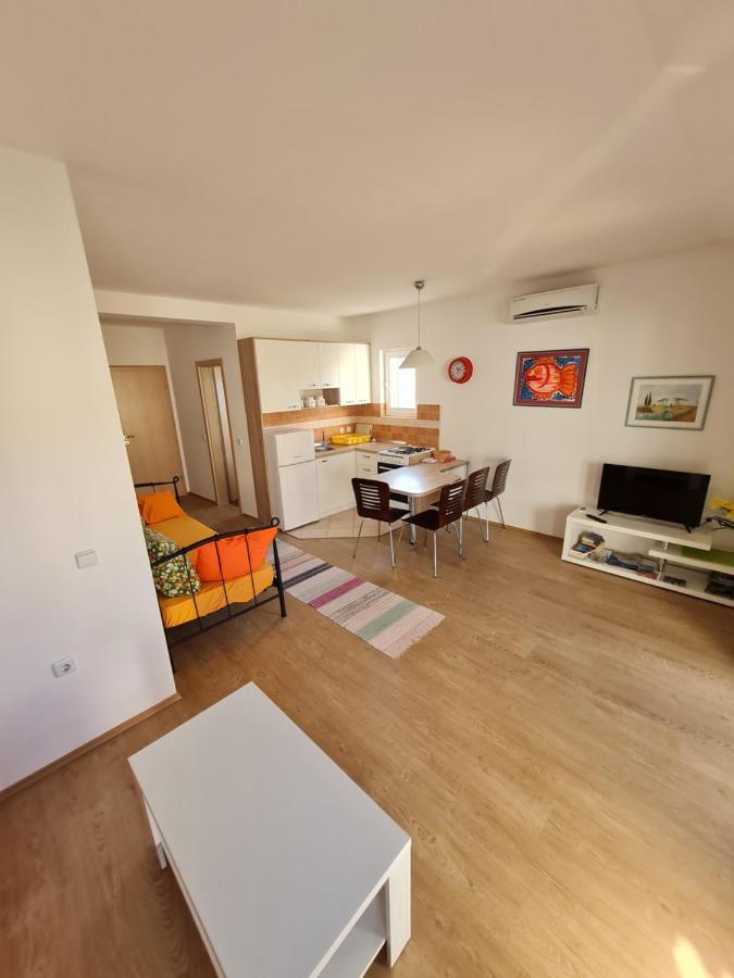 Apartment Antic Zaton  エクステリア 写真